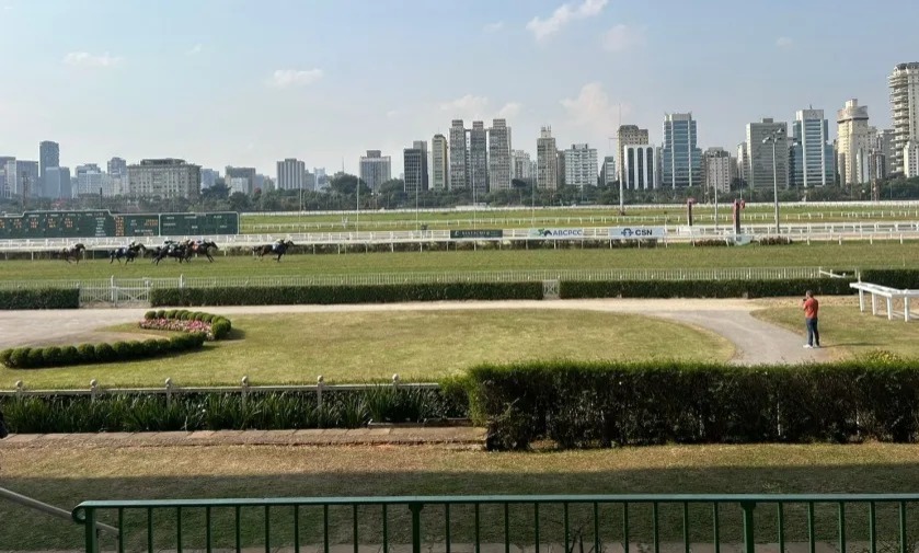 Jockey culpa Prefeitura de SP por crise: 'Persegui��o, golpe e intrigas'