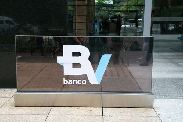 Rumores sobre compra do Banco BV derrubam a��es da PagSeguro