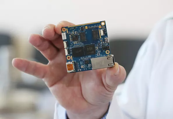 Gigantes de tecnologia pedem ajuda ao governo dos EUA para produ��o de chips